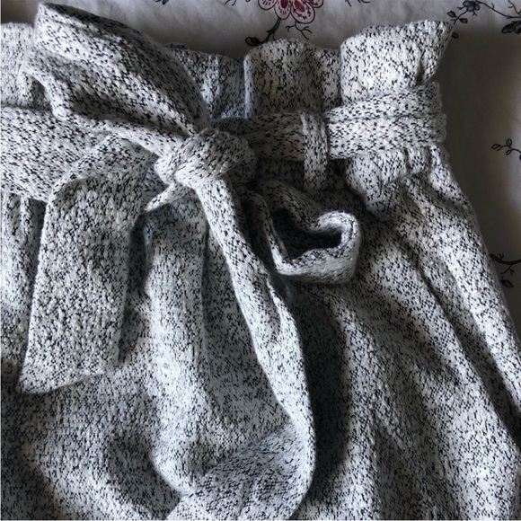 Dynamite high waisted tie skirt - Picture 2 of 5